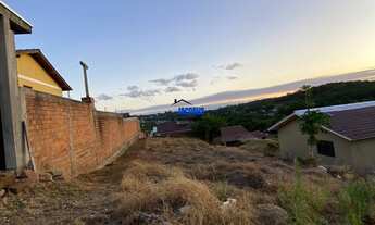 Imagem: Terreno com 2 Dormitorio(s) localizado(a)