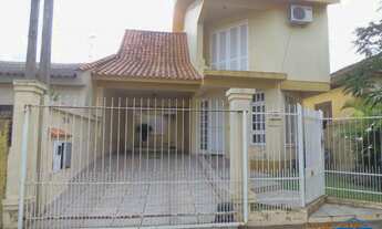 Imagem: Casa com 3 Dormitorio(s) localizado(a) no