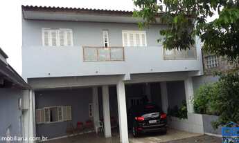 Imagem: Casa com 3 Dormitorio(s) localizado(a) no