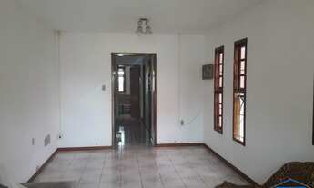 Imagem: Casa com 3 Dormitorio(s) localizado(a) no