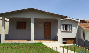 Imagem: Casa com 2 Dormitorio(s) localizado(a) no