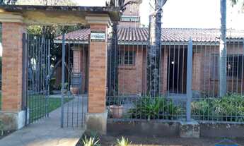 Imagem: Casa com 3 Dormitorio(s) localizado(a) no