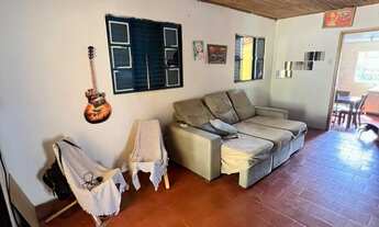 Imagem: Casa com 3 Dormitorio(s) localizado(a) no