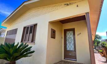 Imagem: Casa com 3 Dormitorio(s) localizado(a) no