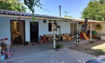 Imagem: Casa com 3 Dormitorio(s) localizado(a) no