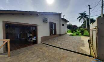 Imagem: Casa com 2 Dormitorio(s) localizado(a) no