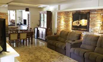 Imagem: Apartamento com 2 Dormitorio(s) localizado(a)