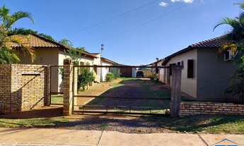 Imagem: Casa com 2 Dormitorio(s) localizado(a) no