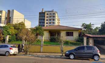 Imagem: Casa com 3 Dormitorio(s) localizado(a) no