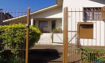 Imagem: Casa com 3 Dormitorio(s) localizado(a) no