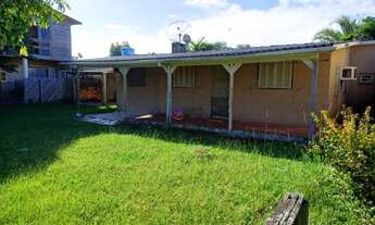 Imagem: Casa Semimobiliada com Churrasqueira em