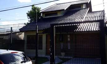 Imagem: Casa com 3 Dormitorio(s) localizado(a) no