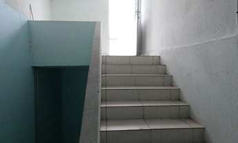 Imagem 2: Prédio Comercial com 2 Dormitorio(s) localizado(a) no bairro Parque dos Maias em Porto Al