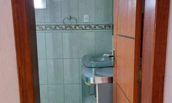 Imagem 2: Apartamento com 2 Dormitorio(s) localizado(a) no bairro Passo da Areia em Porto Alegre