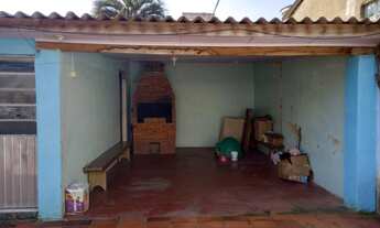 Imagem: Casa com 3 Dormitorio(s) localizado(a) no