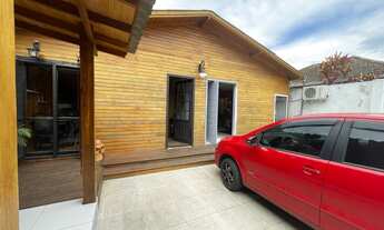 Imagem 2: Casa com 4 Dormitorio(s) localizado(a) no bairro Sarandi em Porto Alegre / Rio Grande do