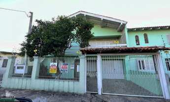 Imagem: Casa com 2 Dormitorio(s) localizado(a) no