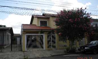 Imagem: Casa com 3 Dormitorio(s) localizado(a) no