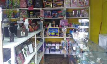 Imagem: Casa Comercial com 2 Dormitorio(s) localizado(a)