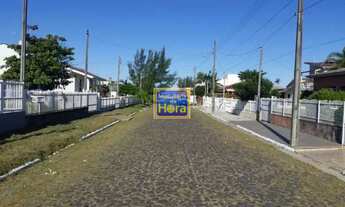 Imagem 7: Casa com 4 Dormitorio(s) localizado(a) no bairro Centro em Balneário Gaivota / Santa Cata