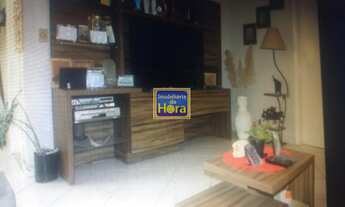 Imagem 5: Ótima residência com 4 dormitórios e duas vagas de garagem do Parque dos Maias