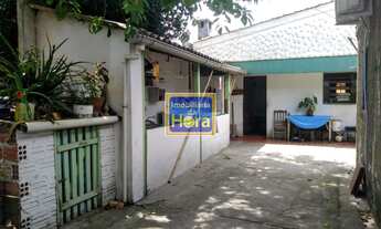 Imagem 2: Duas ótimas casas em terreno com 300 metros quadrados