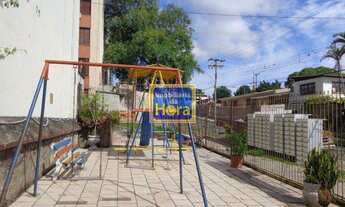 Imagem 2: Apartamento com 2 Dormitorio(s) localizado(a) no bairro Parque dos Maias em PORTO ALEGRE