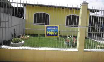 Imagem: Casa com 3 Dormitorio(s) localizado(a) no