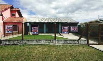 Imagem: Casa Residencial com 2 Dormitorio(s) localizado(a)