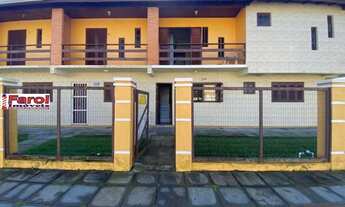 Imagem 2: Sobrado em Salinas, Cidreira - Próximo de comércios, com área de serviço e churrasqueira