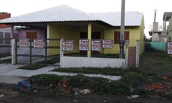 Imagem 1: Casa / Sobrado com 2 Dormitorio(s) localizado(a) no bairro Salinas em Cidreira / RIO GRAN