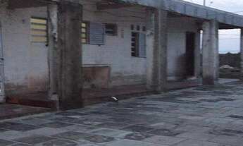 Imagem: Casa com 4 Dormitorio(s) localizado(a) no