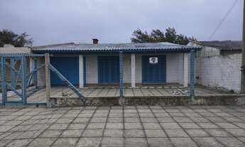 Imagem 3: Casa com churrasqueira e área de serviço próximo ao mar em Cidreira - Venda