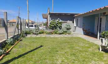 Imagem: Casa com Churrasqueira e Anexo nos Fundos