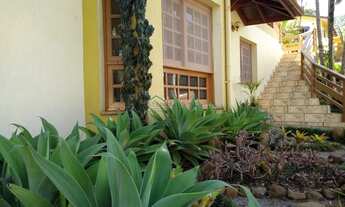 Imagem 4: Casa com 4 Dormitorio(s) localizado(a) no bairro Centro em Picada Café / Rio Grande do Su