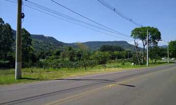 Imagem 3: Terreno com 3 Dormitorio(s) localizado(a) no bairro Centro em Picada Café / Rio Grande do