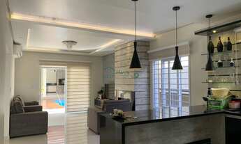 Imagem: Casa com 3 Dormitorio(s) localizado(a) no