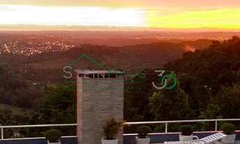 Imagem: Casa com 4 Dormitorio(s) localizado(a) no