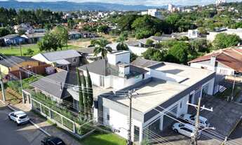 Imagem: Casa com 4 Dormitorio(s) localizado(a) no