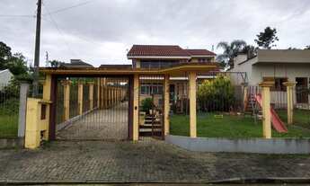 Imagem: Casa com 5 Dormitorio(s) localizado(a) no