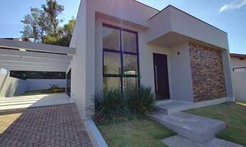 Imagem: Casa com 3 Dormitorio(s) localizado(a) no