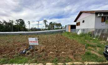 Imagem: Terreno com 2 Dormitorio(s) localizado(a)