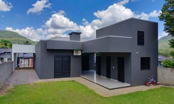 Imagem 6: Casa com 3 Dormitorio(s) localizado(a) no bairro Centro em Picada Café / Rio Grande do Su