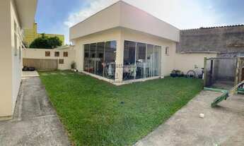 Imagem 3: Excelente Casa em Capão da Canoa - bem localizada - frente Avenida - 3 dormitórios com suí