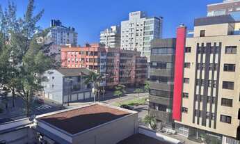 Imagem 5: Apenas R$ 405mil - Apartamento Mobiliado com Churrasqueira e Elevador no Centro de Capão d