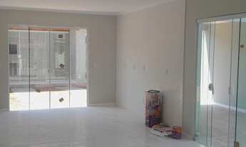 Imagem 5: Casa de Alvenaria com 03 dormitórios uma suíte, muito bem localizado em Cachoeirinha