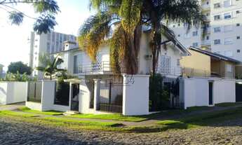 Imagem: Casa com 5 Dormitorio(s) localizado(a) no