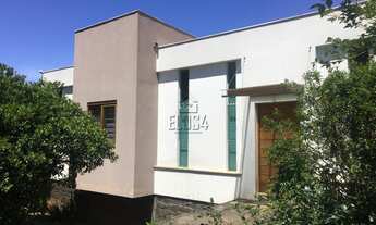 Imagem: Casa com 3 Dormitorio(s) localizado(a) no