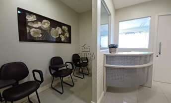 Imagem: Sala Comercial com 3 Dormitorio(s) localizado(a)