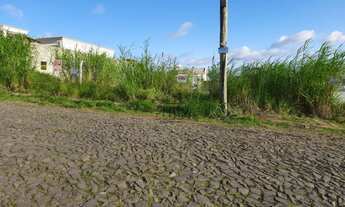 Imagem: Terreno com 2 Dormitorio(s) localizado(a)